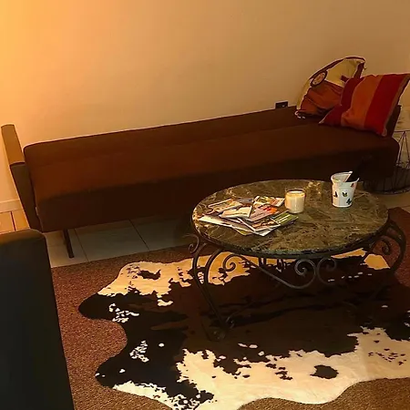 Le Cocoon Cache Avec Piscine Parking,Terrasse Au Calme Appartement Tres Frais ! Apartament *