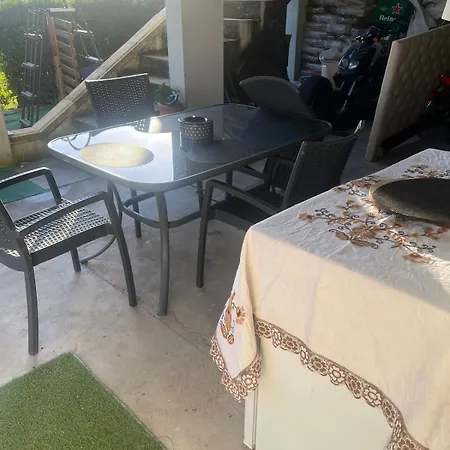 Le Cocoon Cache Avec Piscine Parking,Terrasse Au Calme Appartement Tres Frais ! * Sarreguemines