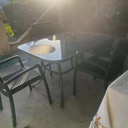 Apartament Le Cocoon Cache Avec Piscine Parking,Terrasse Au Calme Appartement Tres Frais ! Sarreguemines