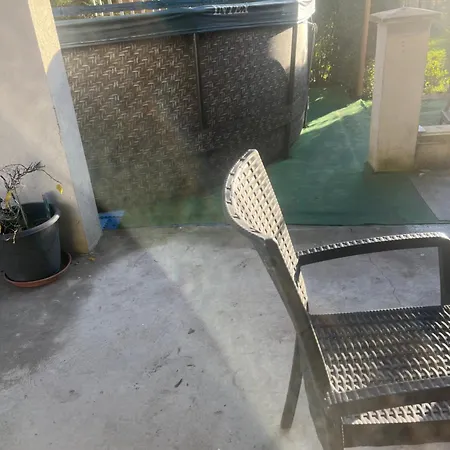 شقة Le Cocoon Cache Avec Piscine Parking,Terrasse Au Calme Appartement Tres Frais !