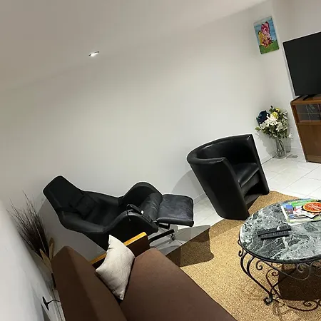 Apartament Le Cocoon Cache Avec Piscine Parking,Terrasse Au Calme Appartement Tres Frais ! *