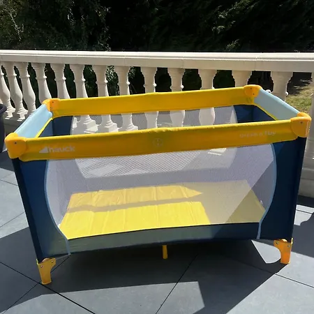 Le Cocoon Cache Avec Piscine Parking,terrasse Au Calme Tres Frais ! Διαμέρισμα *