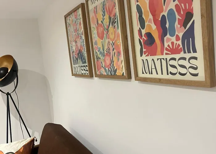 Le Cocoon Cache Avec Parking Apartmán *