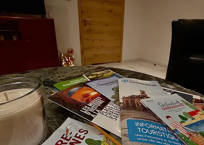 Le Cocoon Cache Avec Parking Apartment